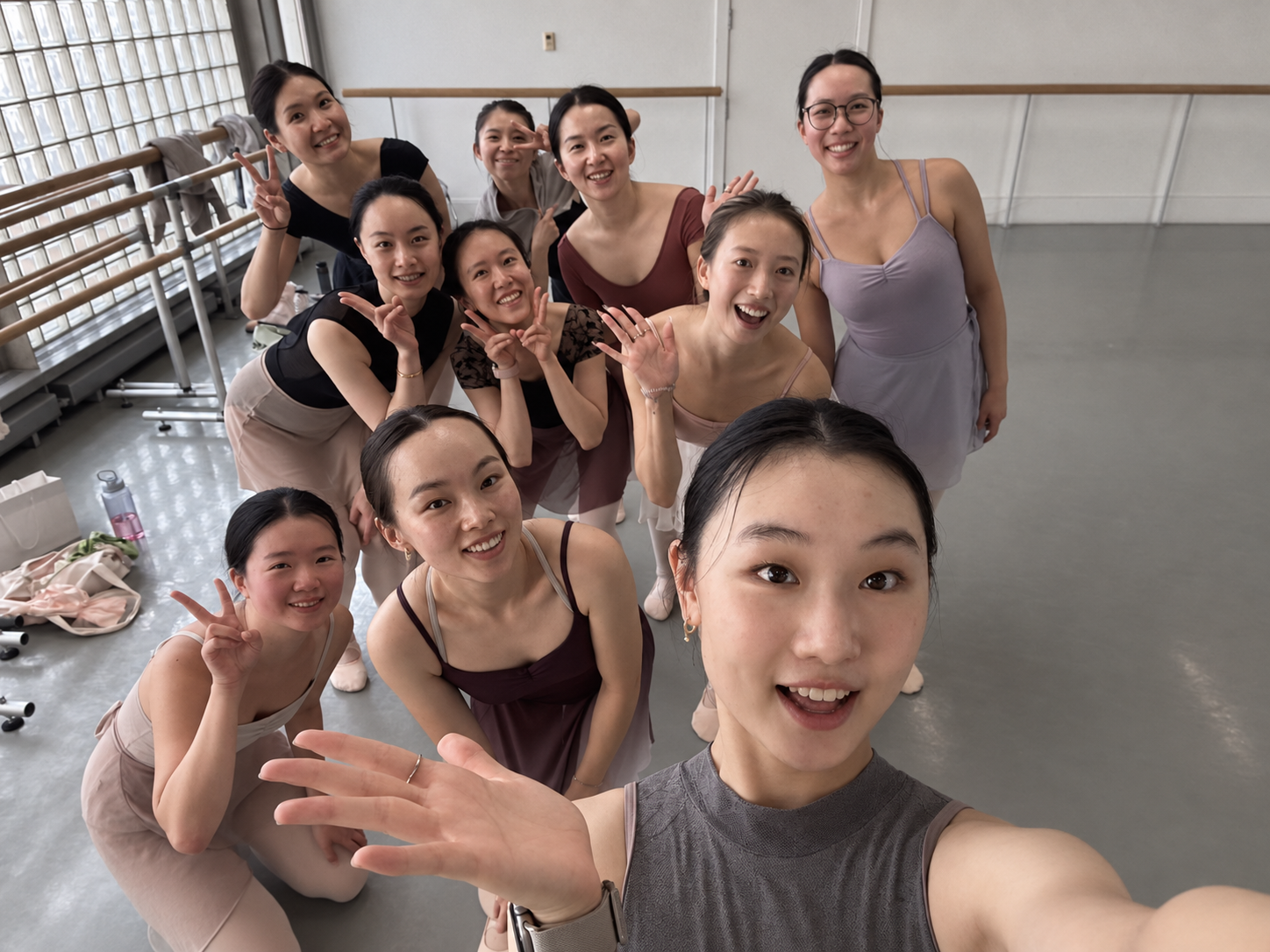 Clouballet dancers together after class